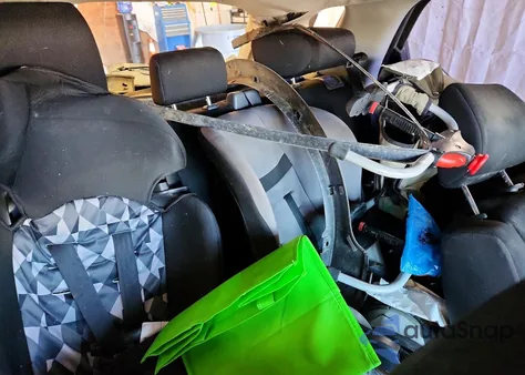 2012 Suzuki Sx4 из США, поврежденный, VIN JS2YB5A38C6301738